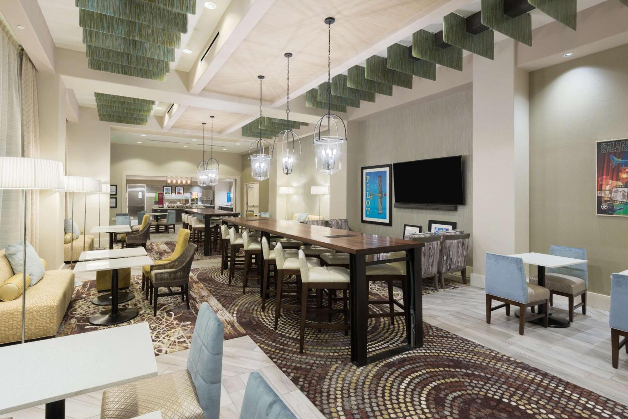 Hampton Inn & Suites Tampa Airport Avion Park Westshore Exterior foto
